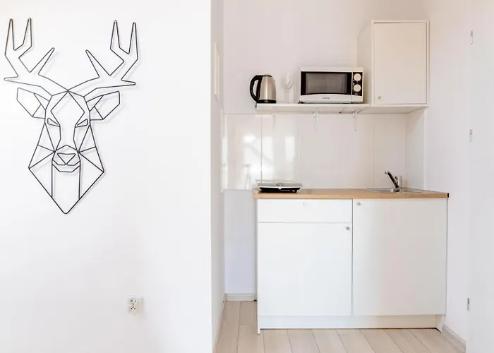 Cichy - Podgrzewany Basen, Sauna I Jacuzzi W Cenie Pobytu Jaktstuga Karwia