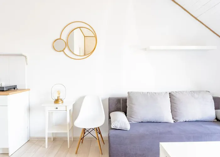 Cichy - Podgrzewany Basen, Sauna I Jacuzzi W Cenie Pobytu Karwia