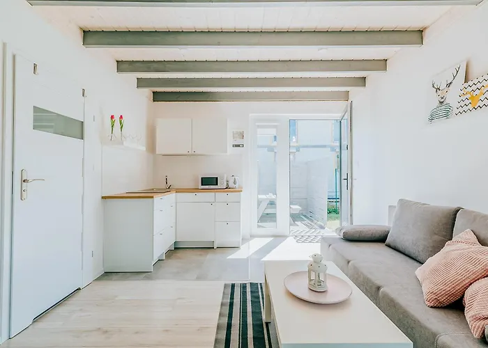 Cichy - Podgrzewany Basen, Sauna I Jacuzzi W Cenie Pobytu Jaktstuga